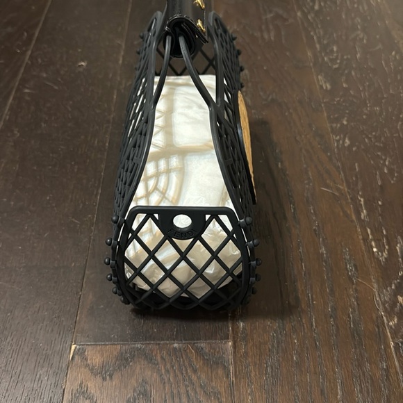 Fendi Black and Gold Basket Bag - Picture 4 of 12